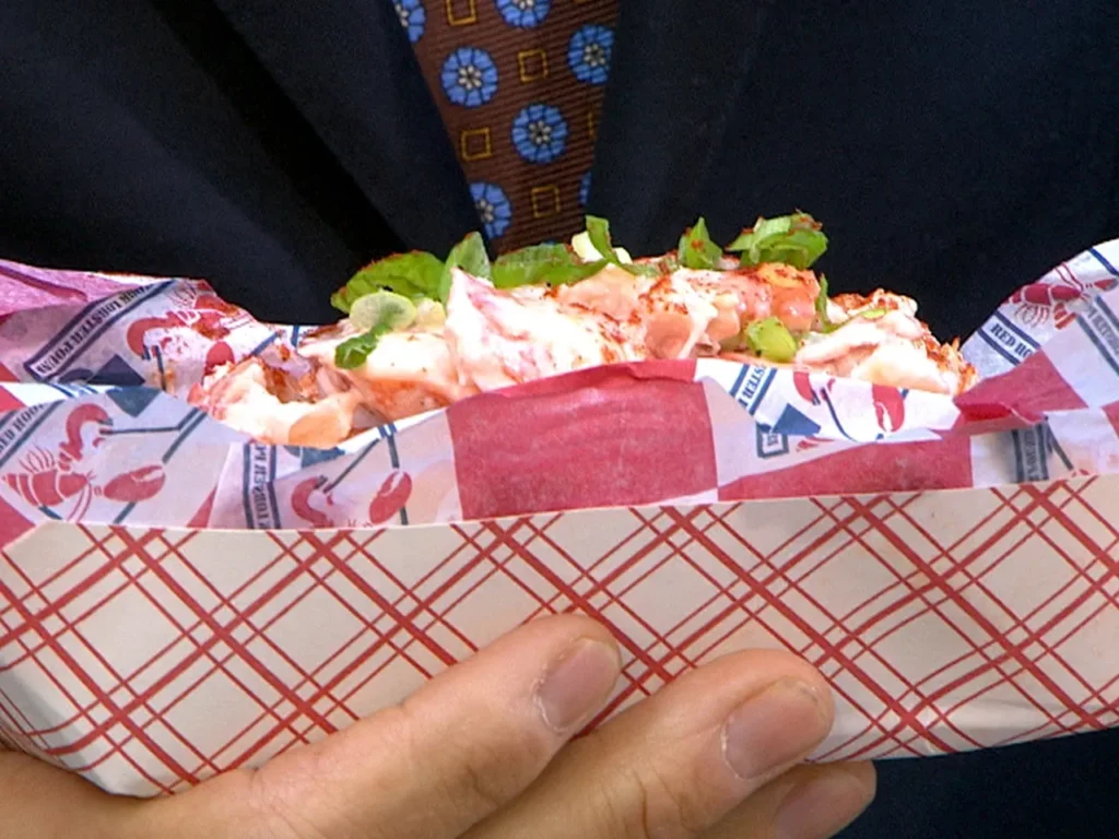 Lobster roll nutrition facts showing calories, lobster meat ingredients, butter, and seafood dressing details